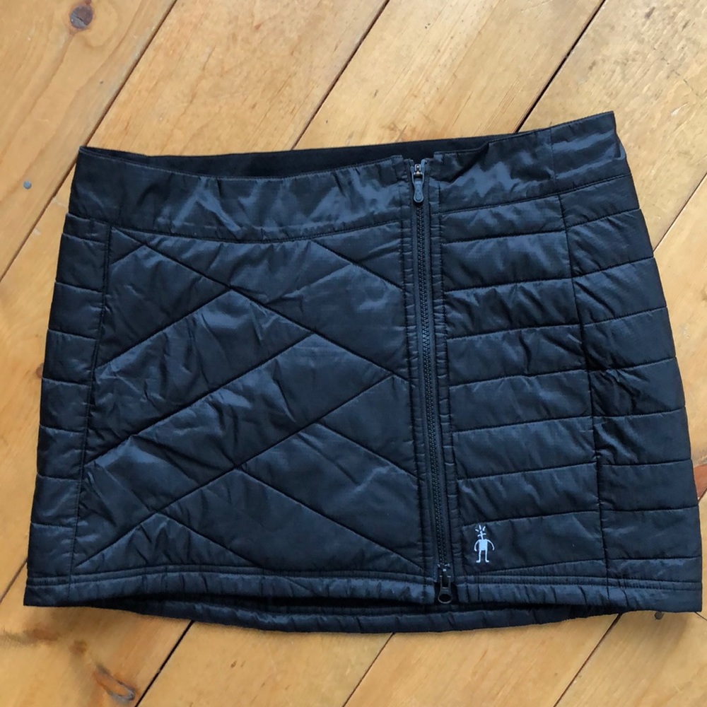 Smartwool, quilted zip skirt-medium